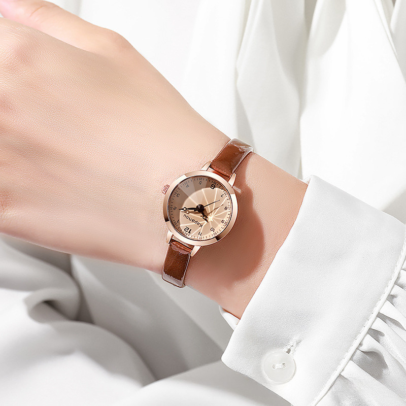 Women's Watch, Niche Senior St - đánh giá và giá Luxury Watch Value
